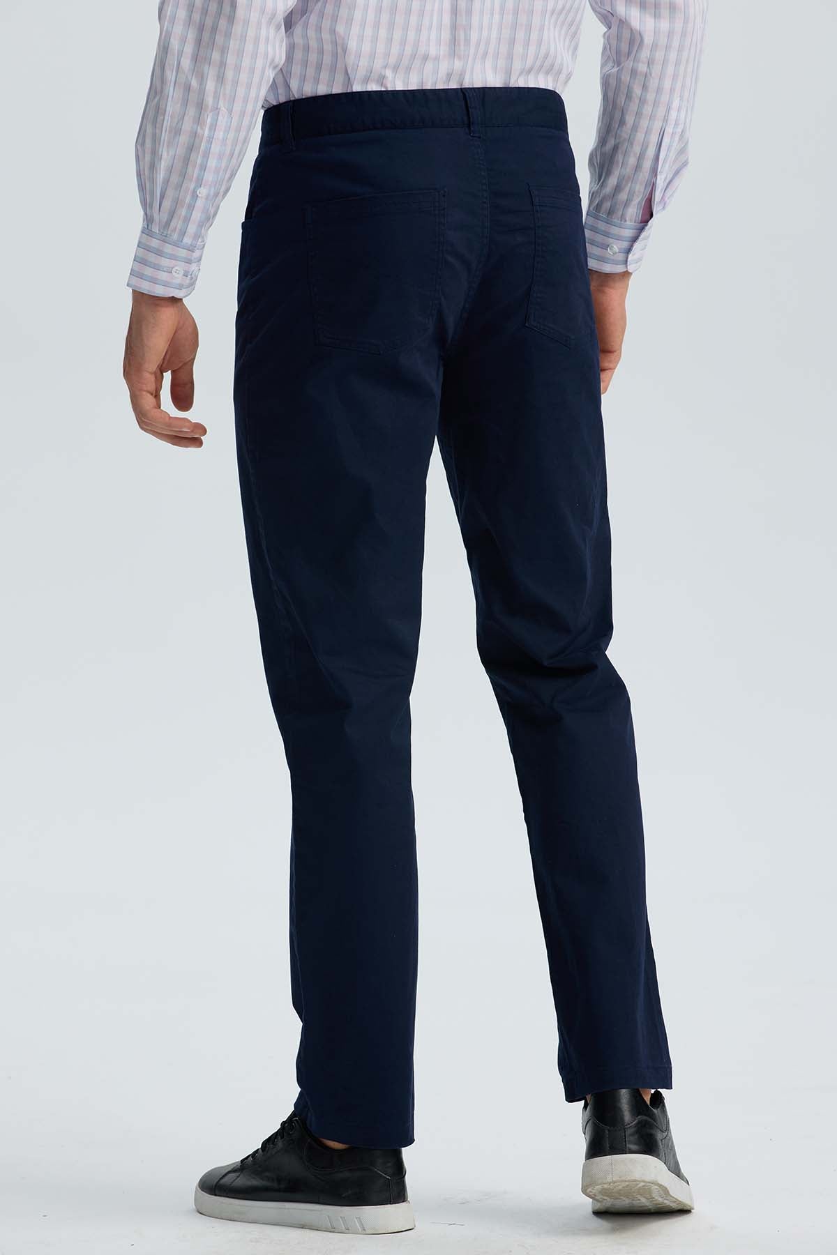 Pantalón Hombre Five Pocket Azul Marino