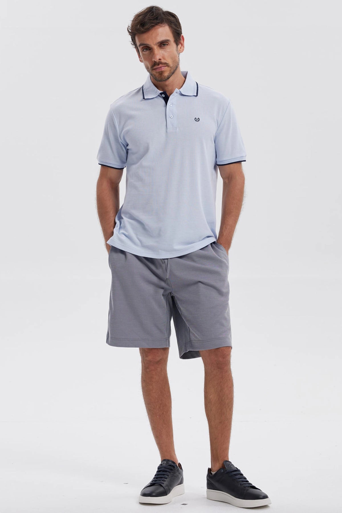 Bermuda Hombre Con Cordón Y Bolsillo Gris