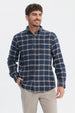 Camisa de franela azul a cuadros grandes con cuello abotonado estilo casual ideal para un d_x001D_a relajado