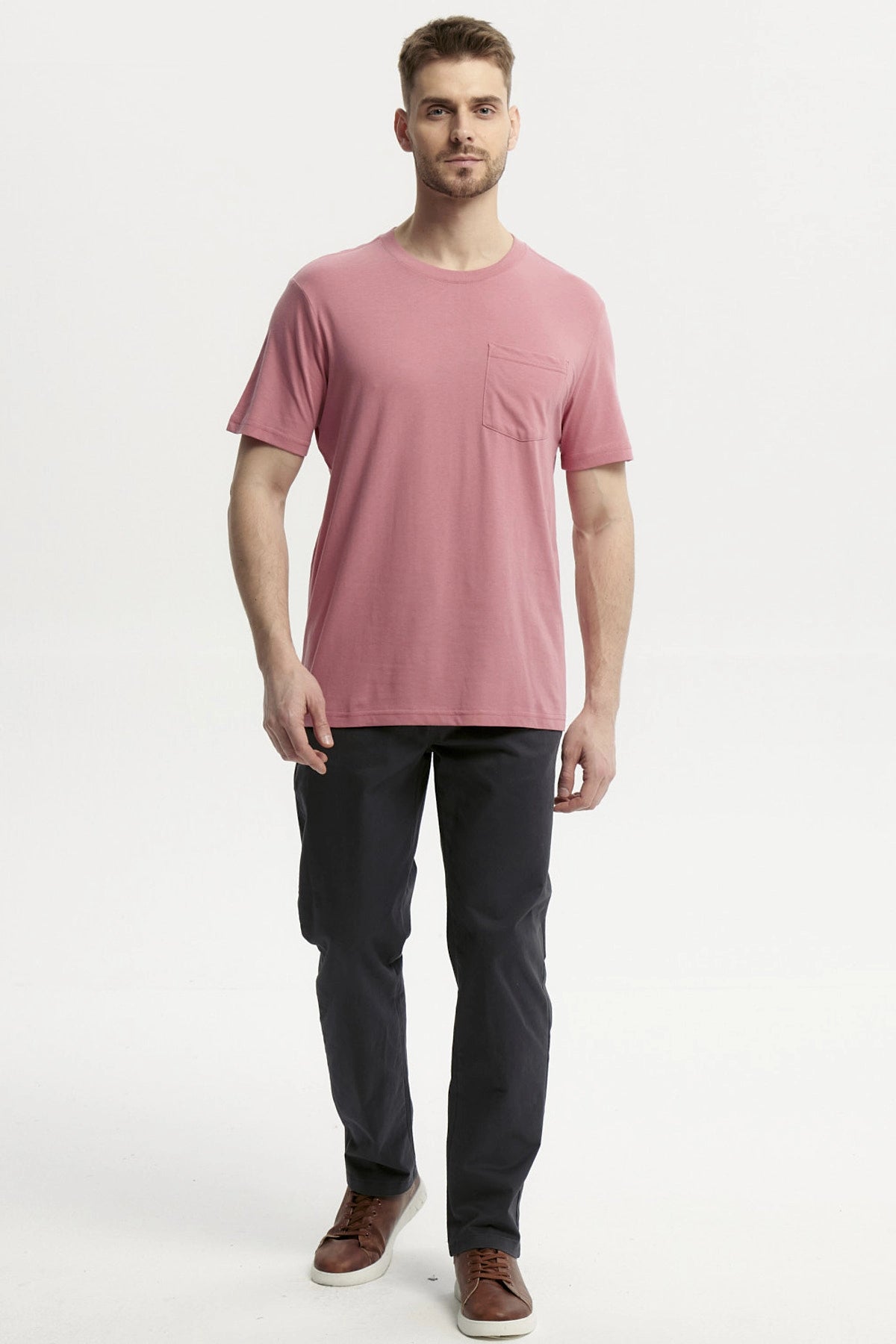 Polera Hombre Básica Con Bolsillo Palo Rosa