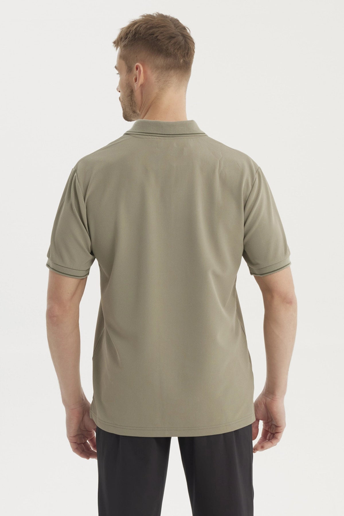 Polera Hombre Slim Cuello Camisero Verde