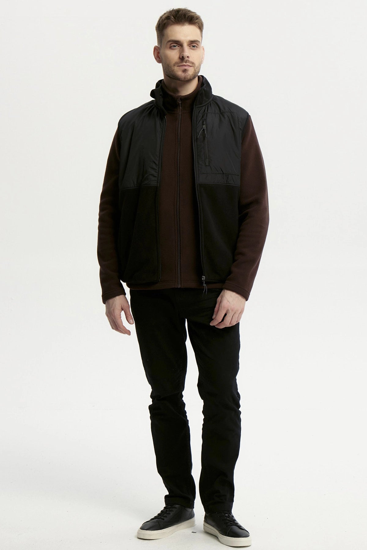 Polar Hombre Cuello Con Cierre Negro