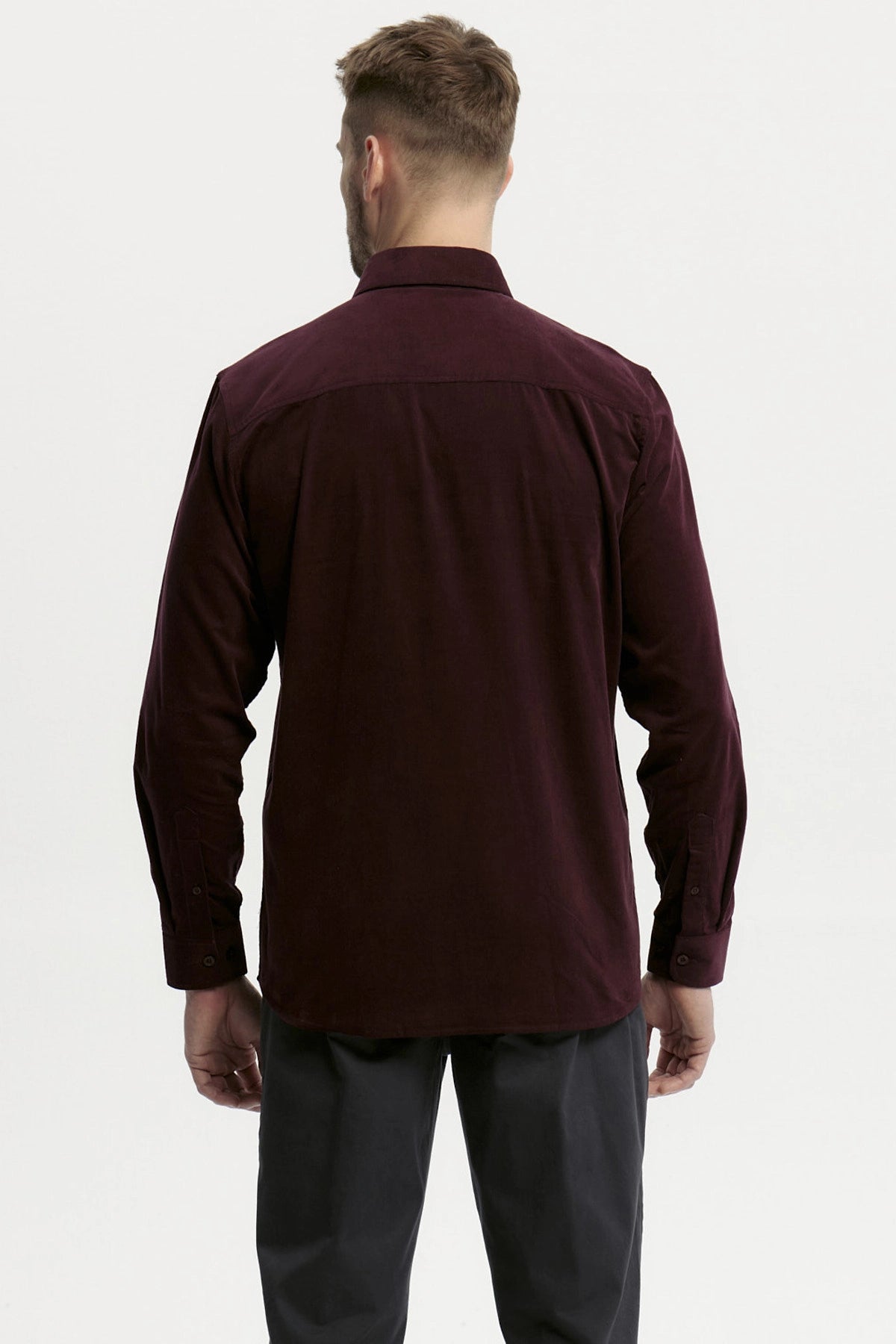 Camisa Hombre Slim Burdeo