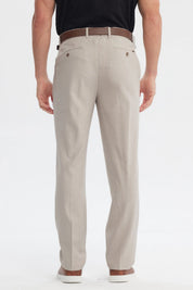 Pantalón hombre slim kaki liso sin estampa con ajuste cómodo y moderno perfecto para cualquier ocasión casual o formal