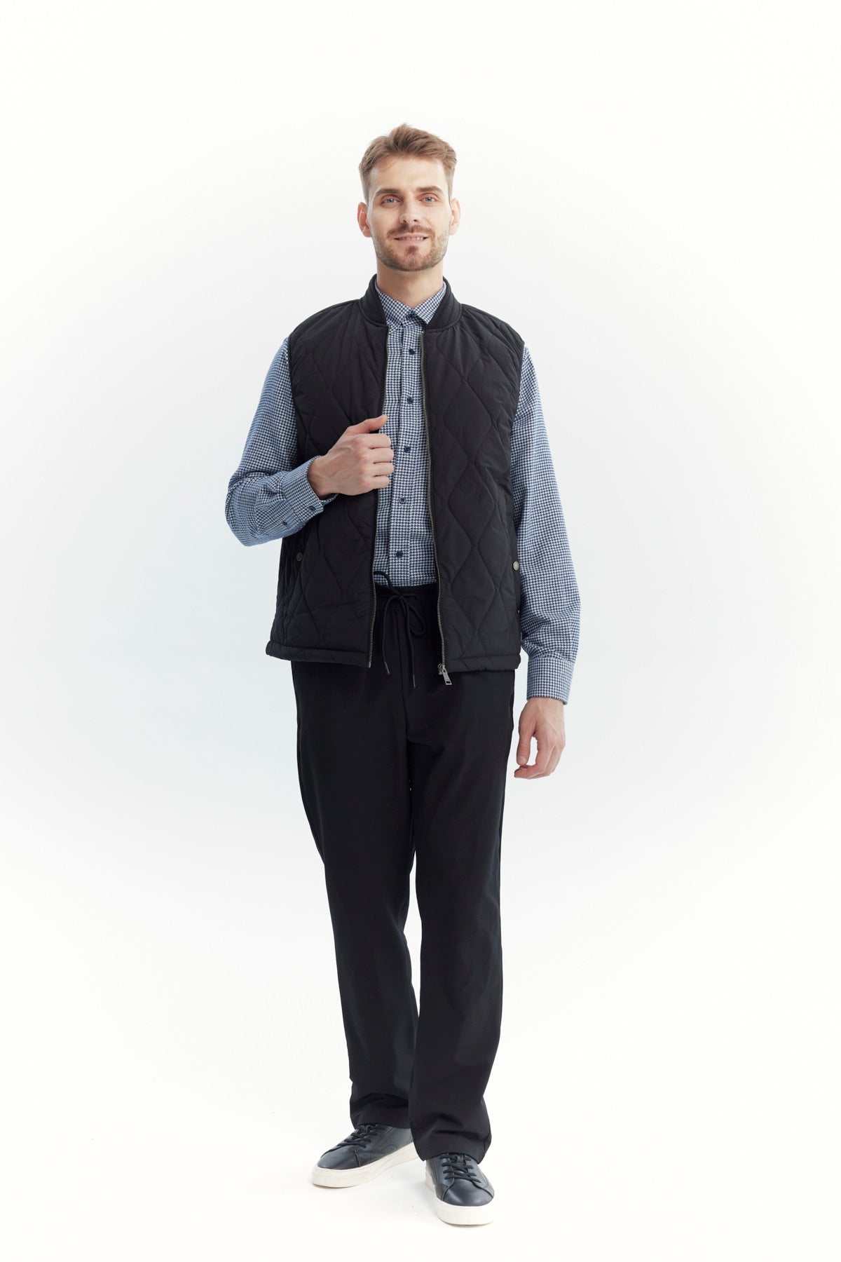 Parka Hombre Slim Cuello Polo Negro