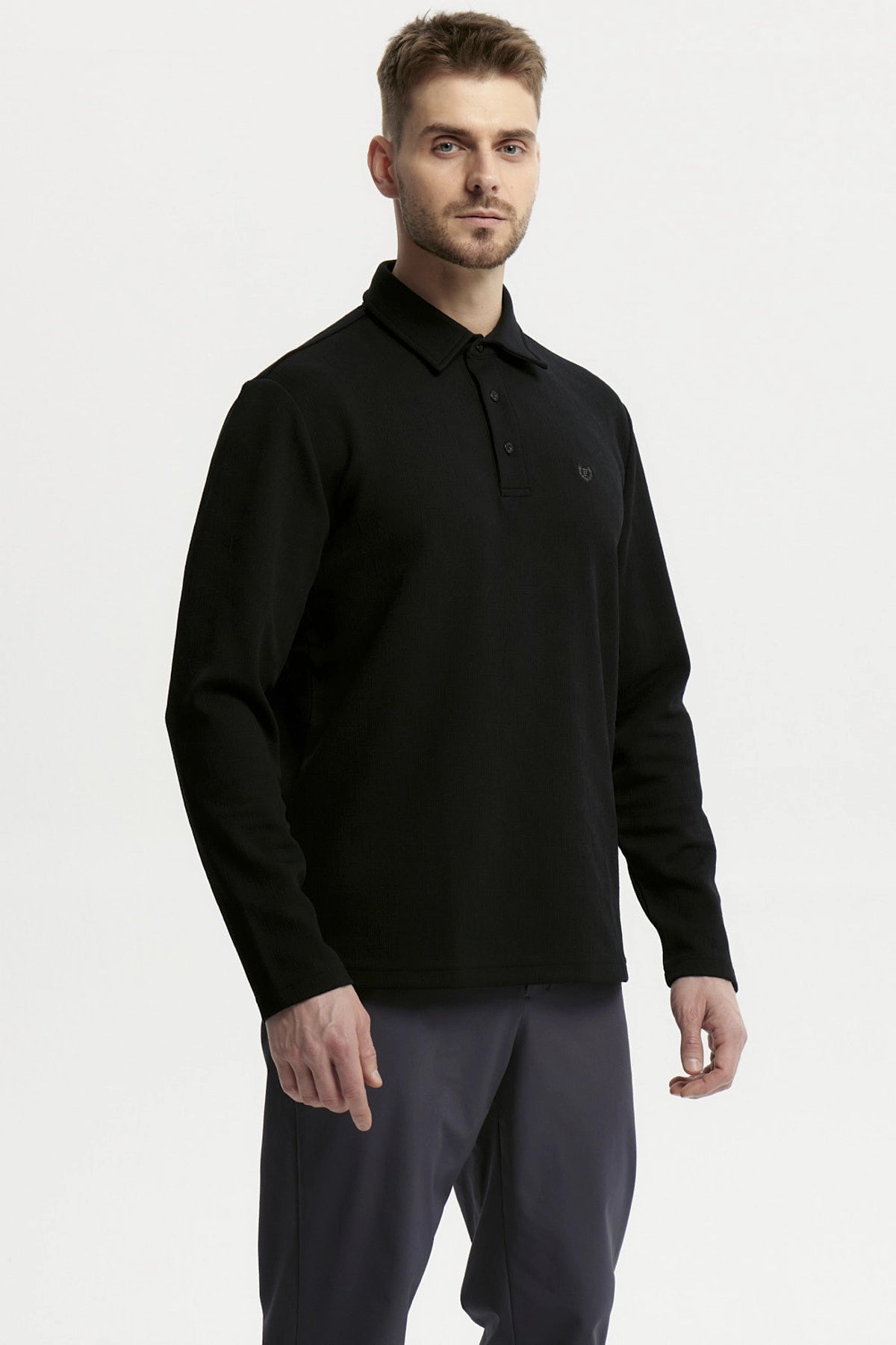 p-951003602-2.webp