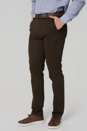Pantalón Calce Recto Hombre Café