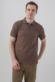 Polera Hombre Regular Marrón