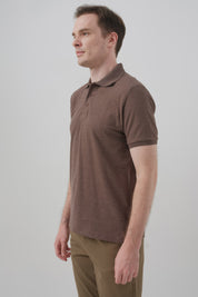 Polera Hombre Regular Marrón