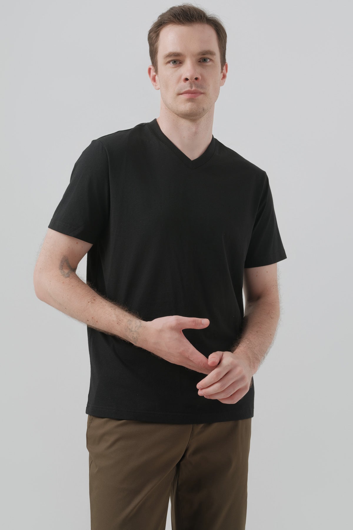 Polera Hombre Regular Negro