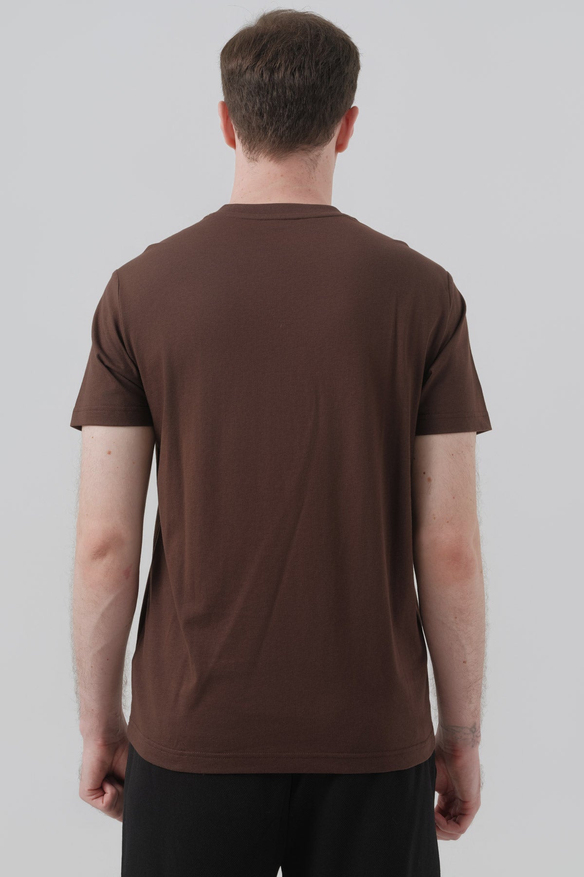 Polera Hombre Regular Café