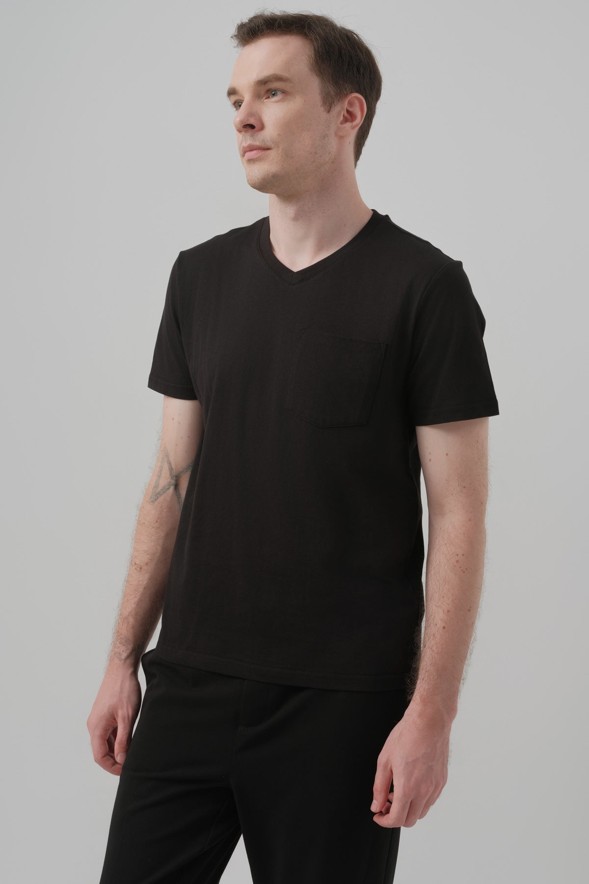 Polera Regular Hombre Negro