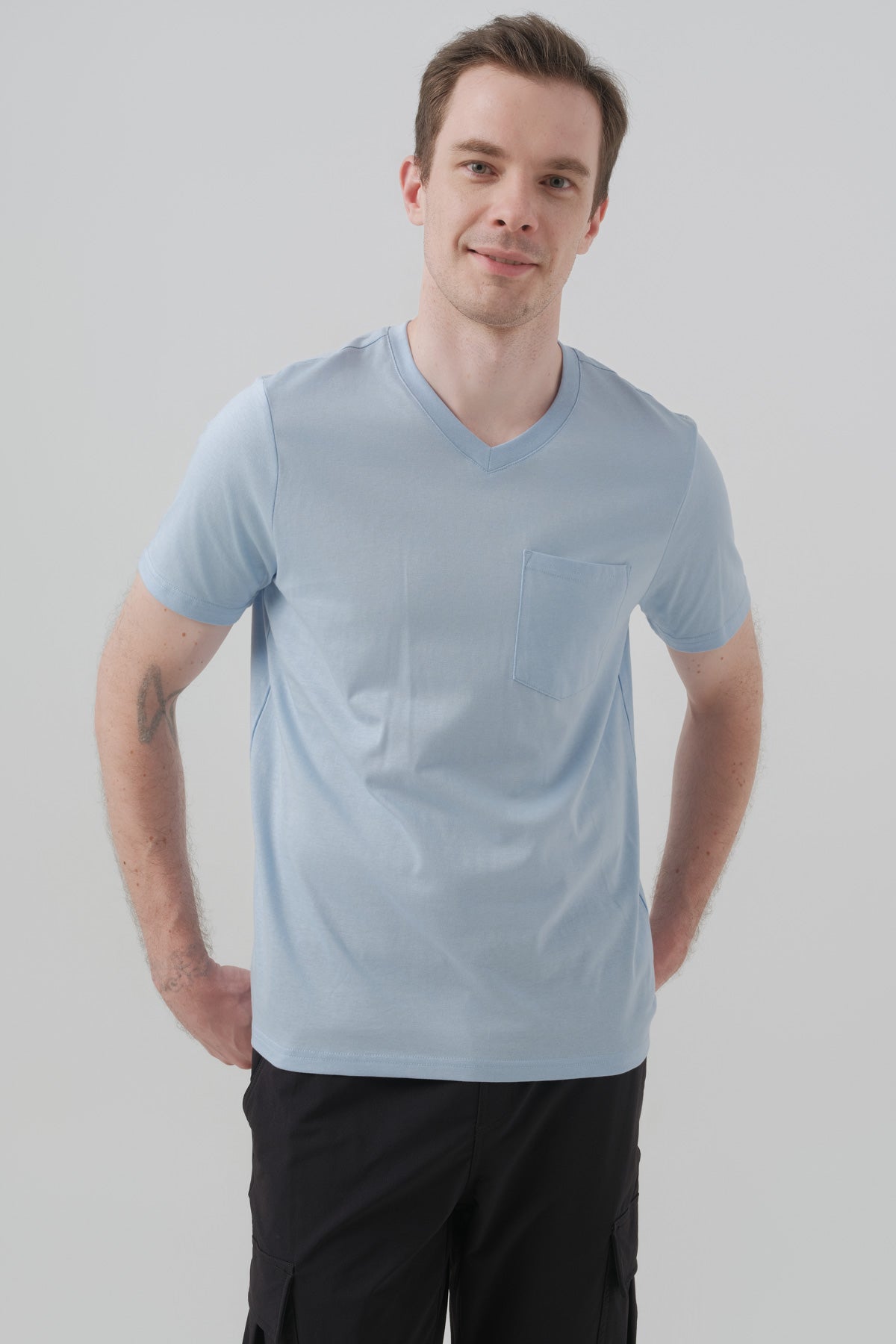 Polera Regular Hombre Celeste Claro