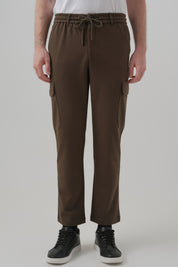 Pantalón Buzo Hombre Calce Recto Verde Olivo