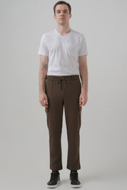 Pantalón Buzo Hombre Calce Recto Verde Olivo