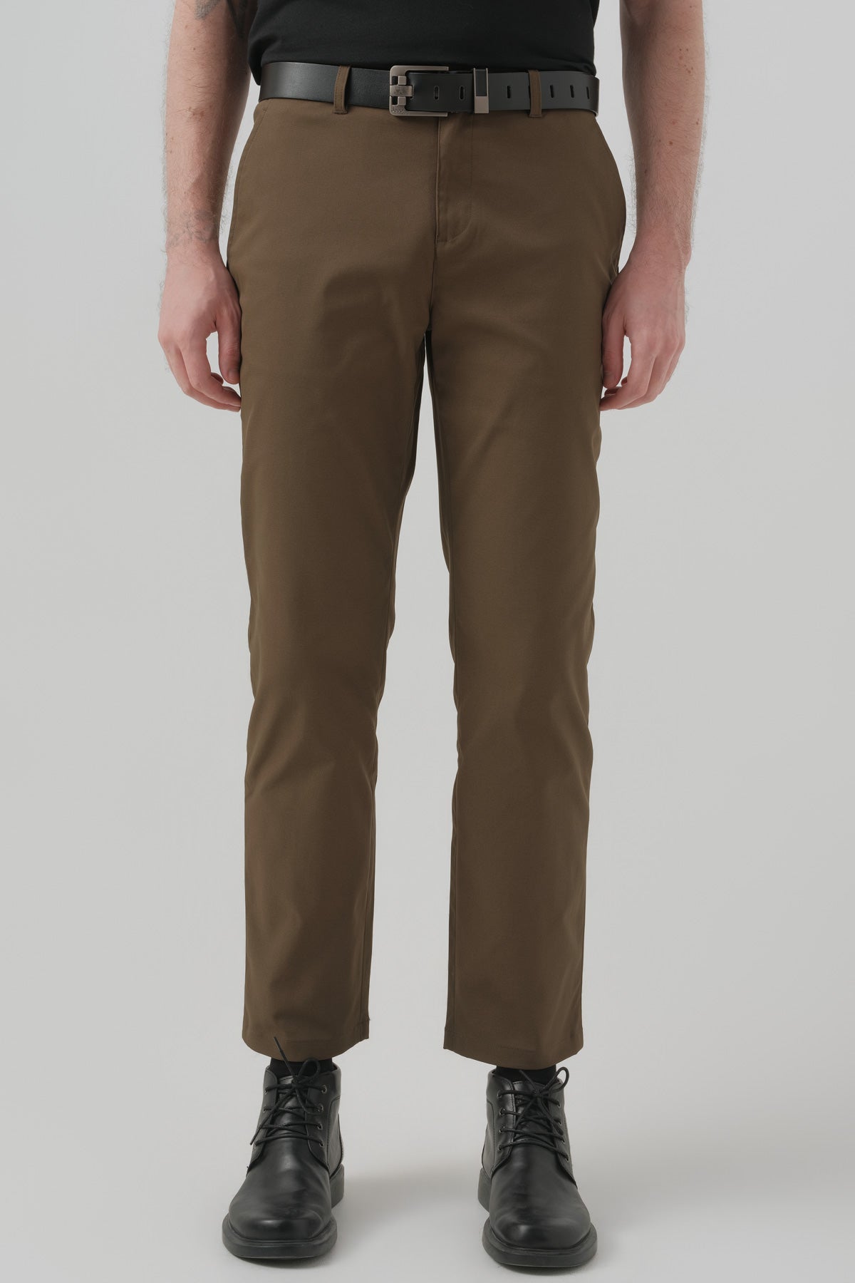 Pantalón Hombre Calce Recto Verde Olivo