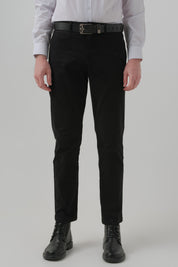 Pantalón Hombre Calce Recto Negro