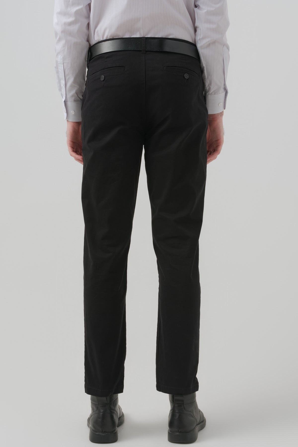 Pantalón Hombre Calce Recto Negro