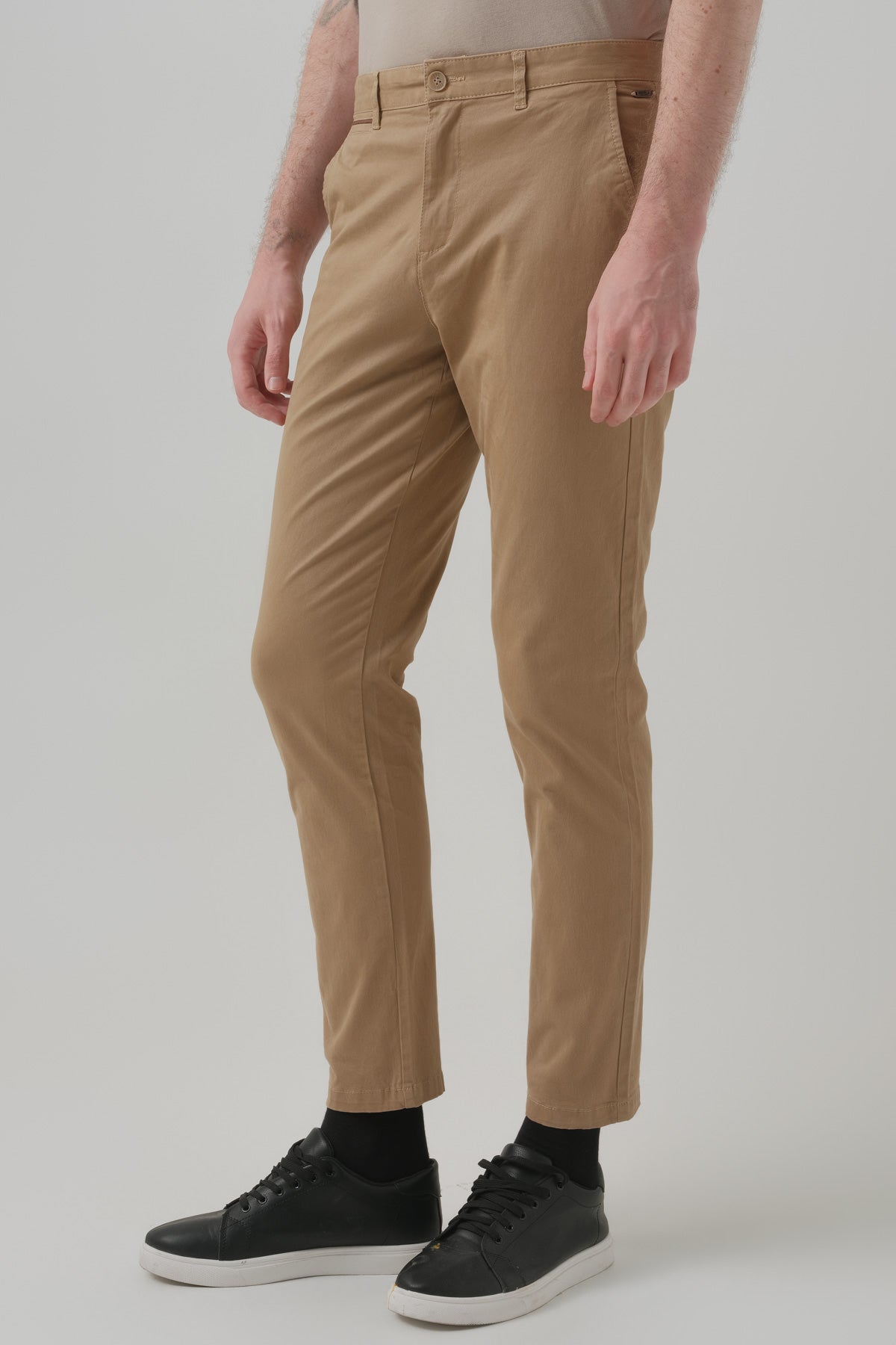 Pantalón Hombre Calce Recto Camel