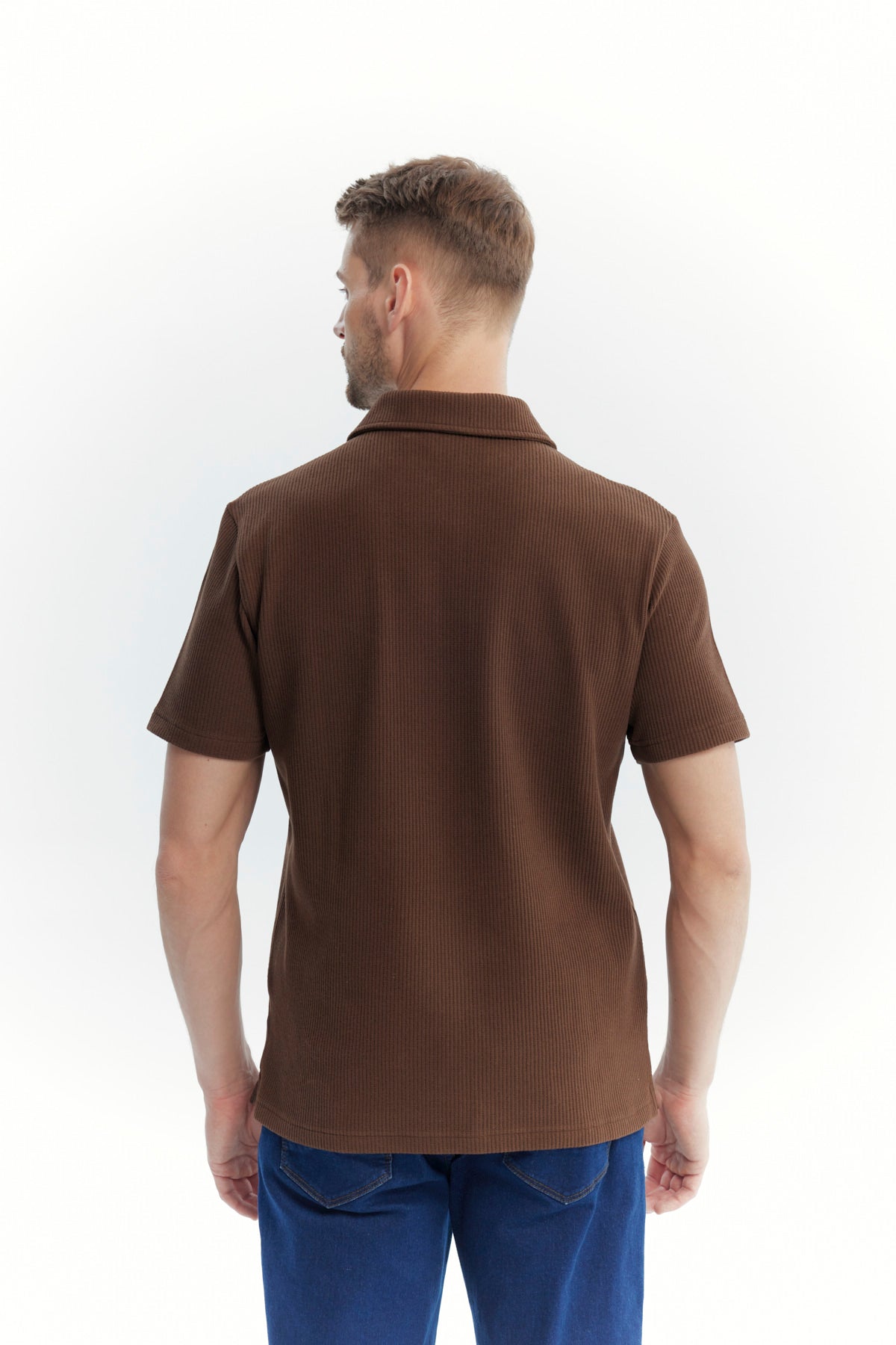 Polera Hombre Regular Café