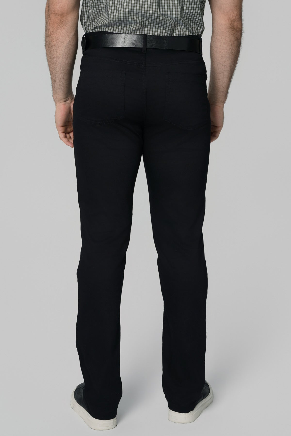 Pantalón Hombre Calce Recto Negro