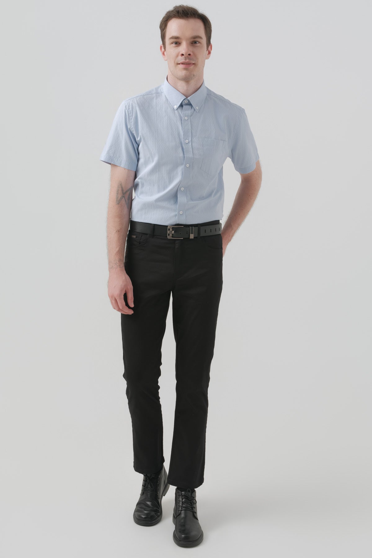 Pantalón Hombre Calce Recto Negro