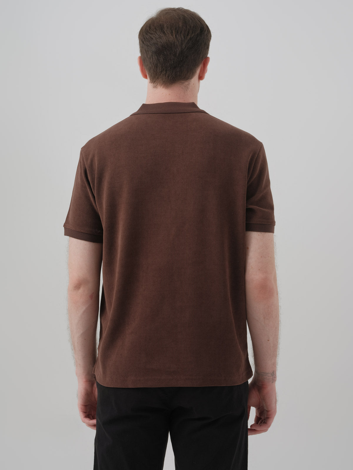 Polera Hombre Regular Café