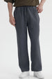 Pantalón hombre recto color marengo sin estampa con cintura elástica y cordón ajuste para estilo casual y cómodo