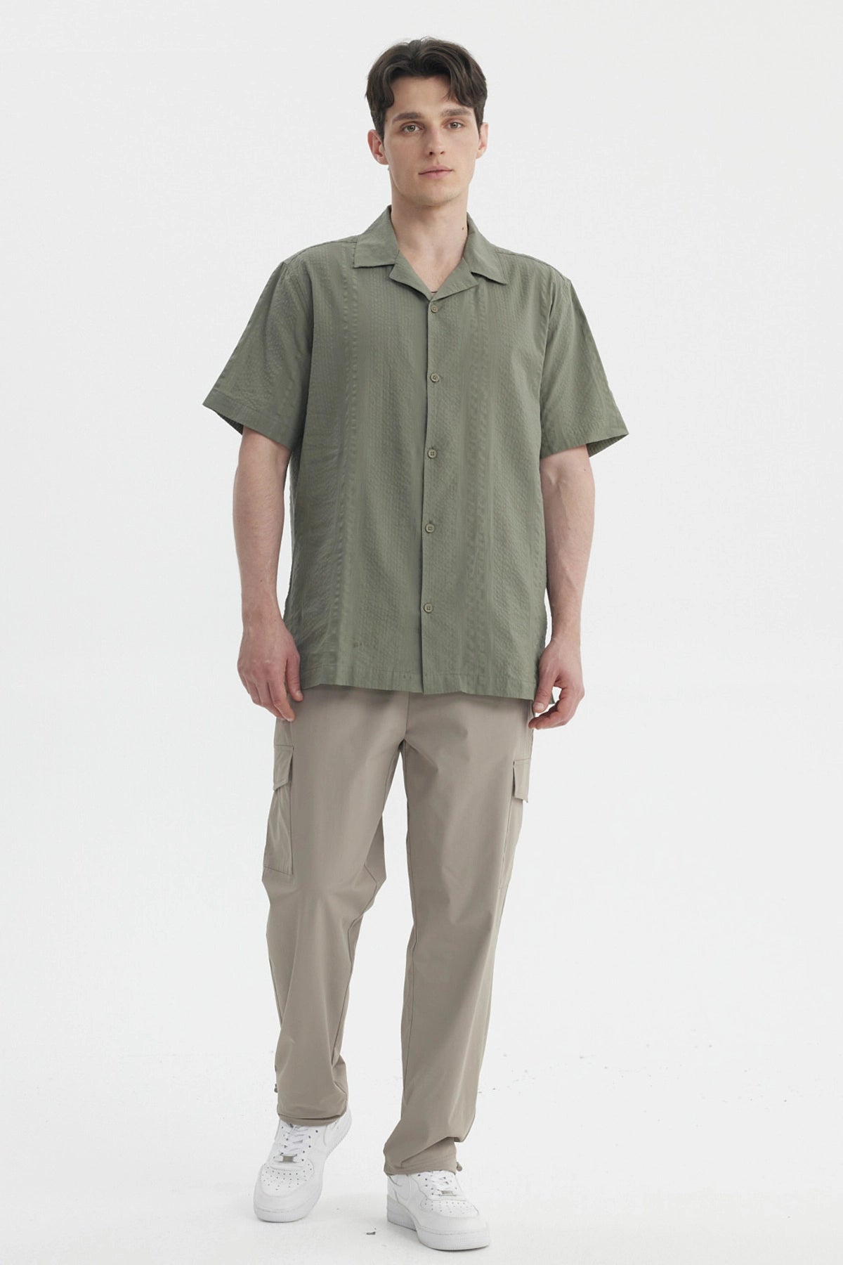 Camisa Hombre Slim Cuello Camisero Verde Militar