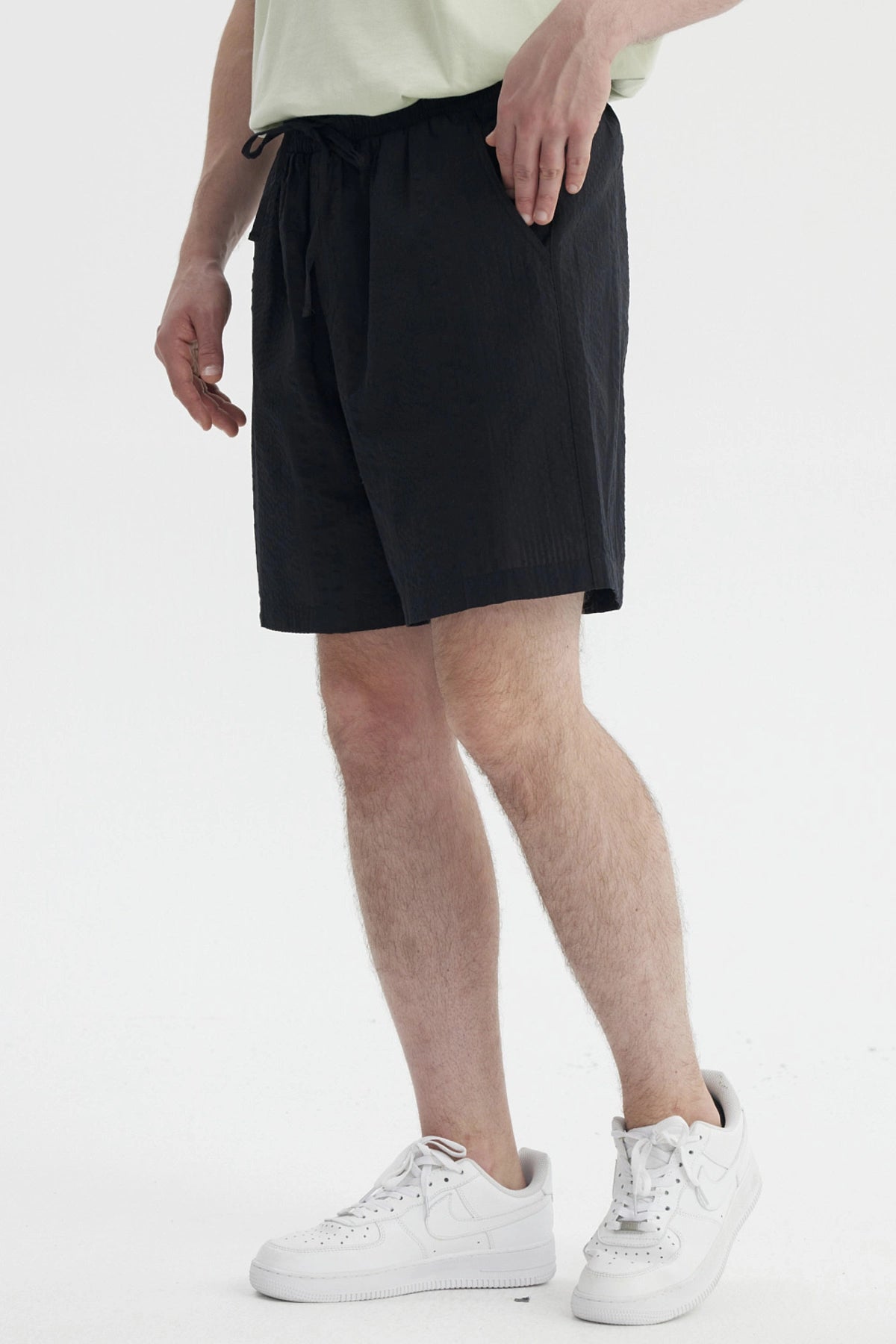 Bermuda Hombre Calce Recto Negro