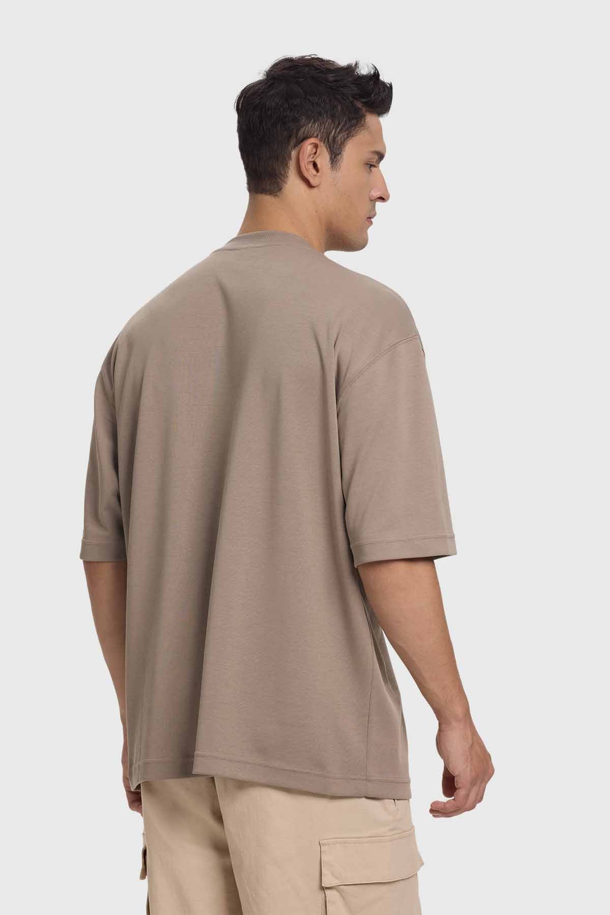 Polera Hombre Loose Fit Café