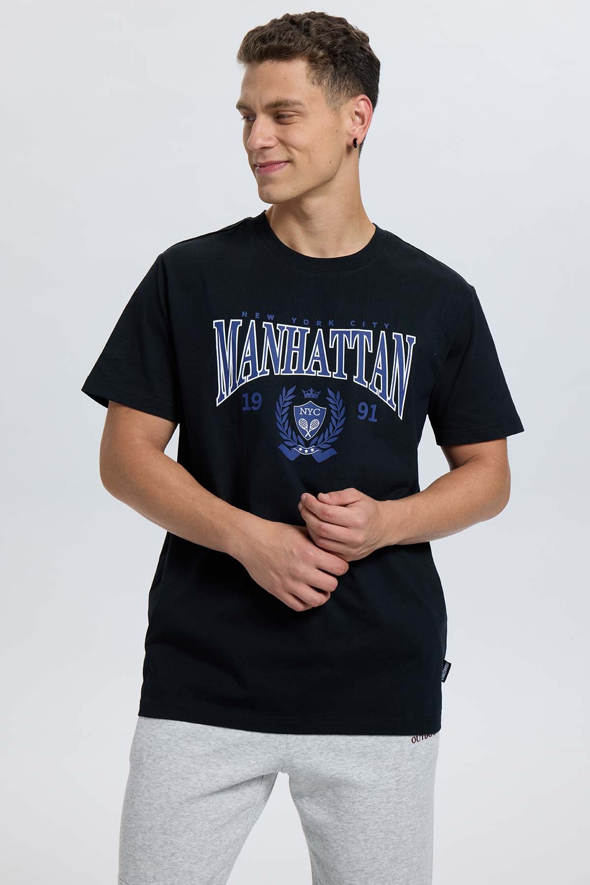 Polera Hombre Print College Negro