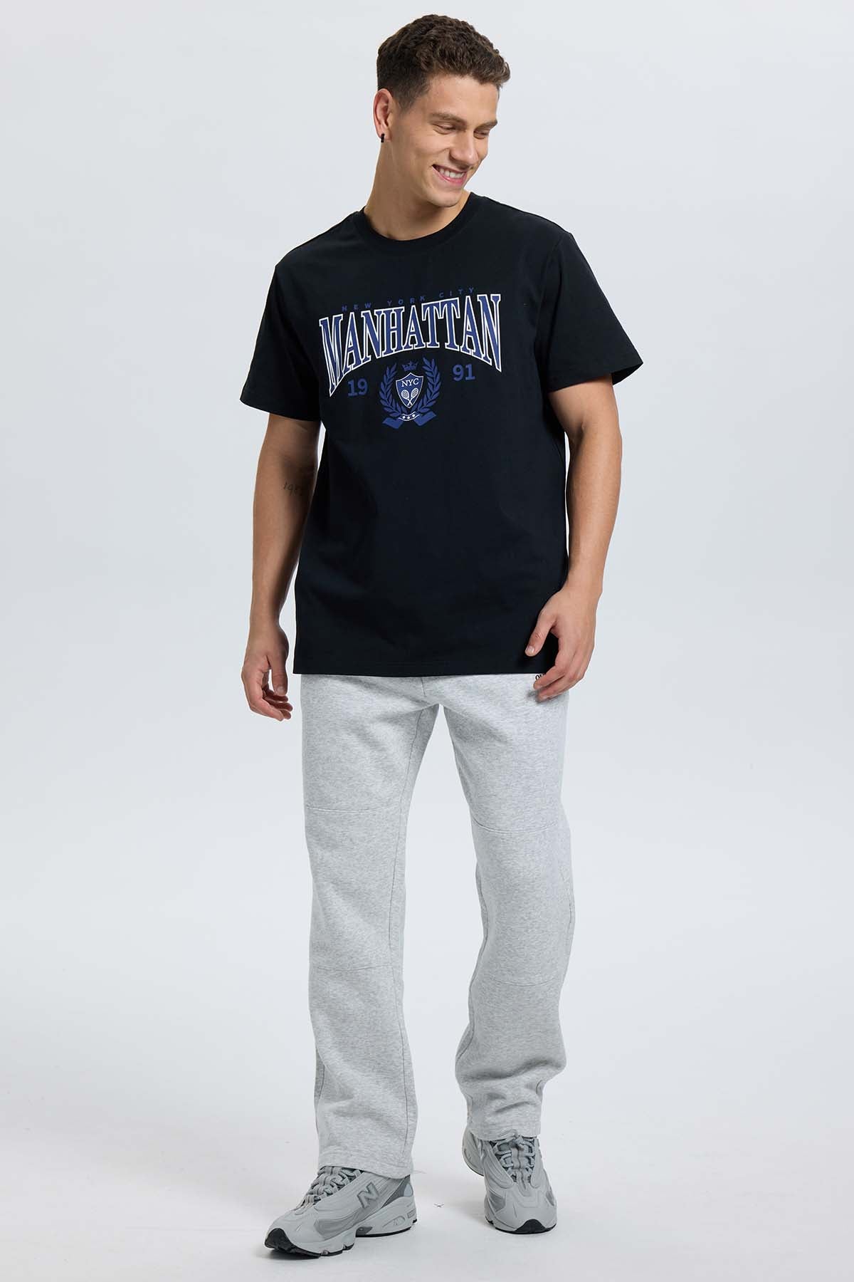 Polera Hombre Print College Negro