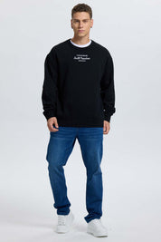 Polerón Hombre Print Texto Central Negro