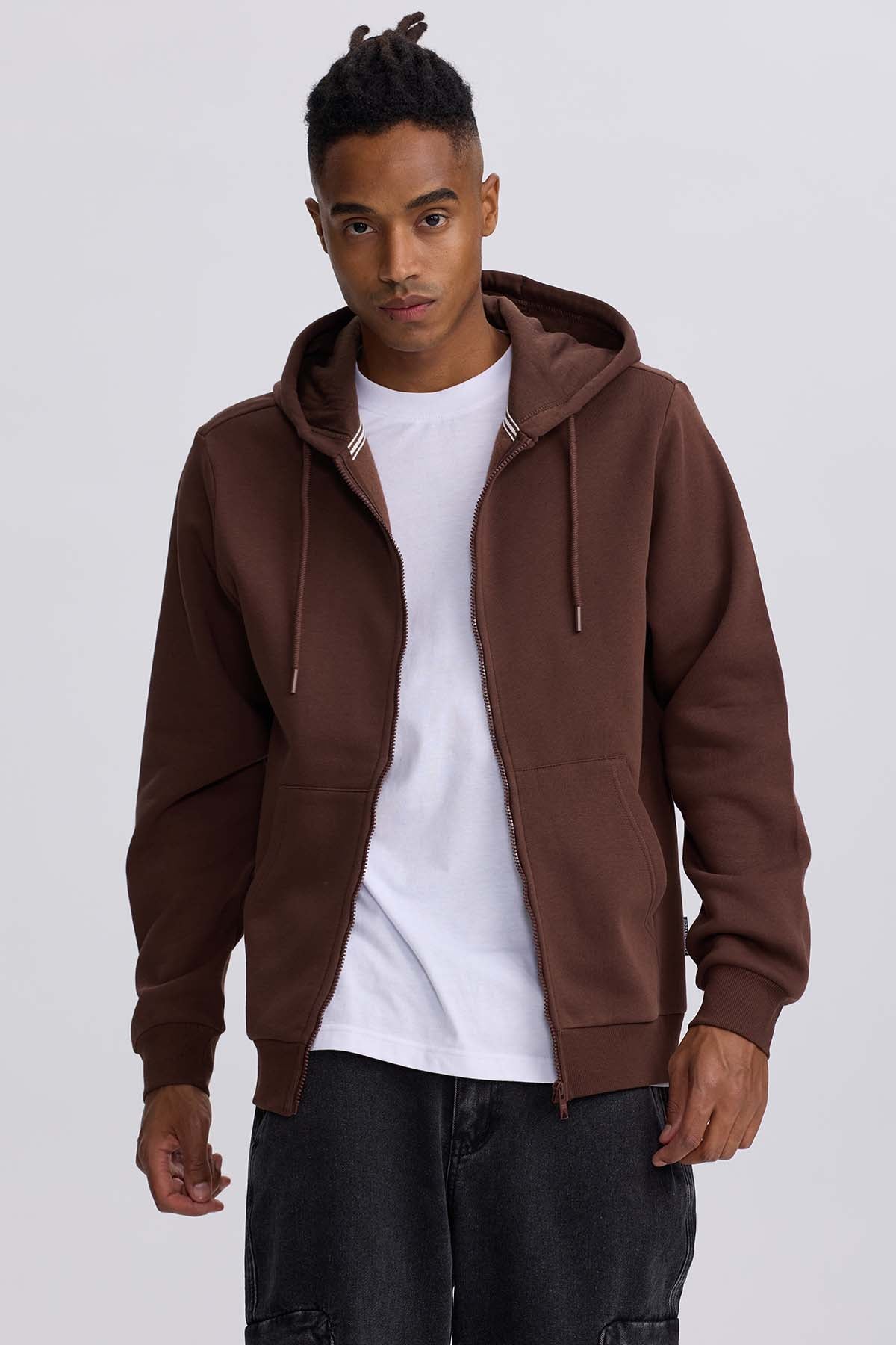 Polerón hombre full zipper chocolate