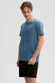 Polera Hombre Long Fit Básica Azul Piedra
