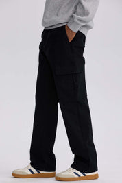 Pantalón Hombre Cargo Calce Recto Negro