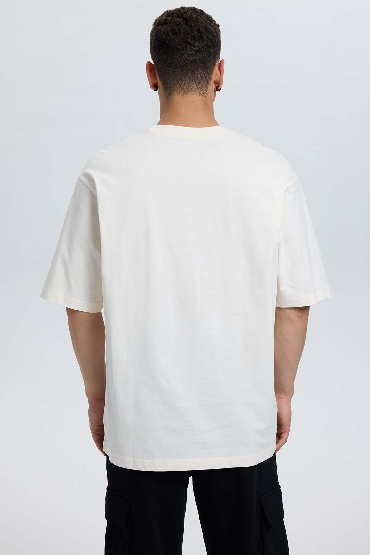 Polera Hombre Bordado Beige