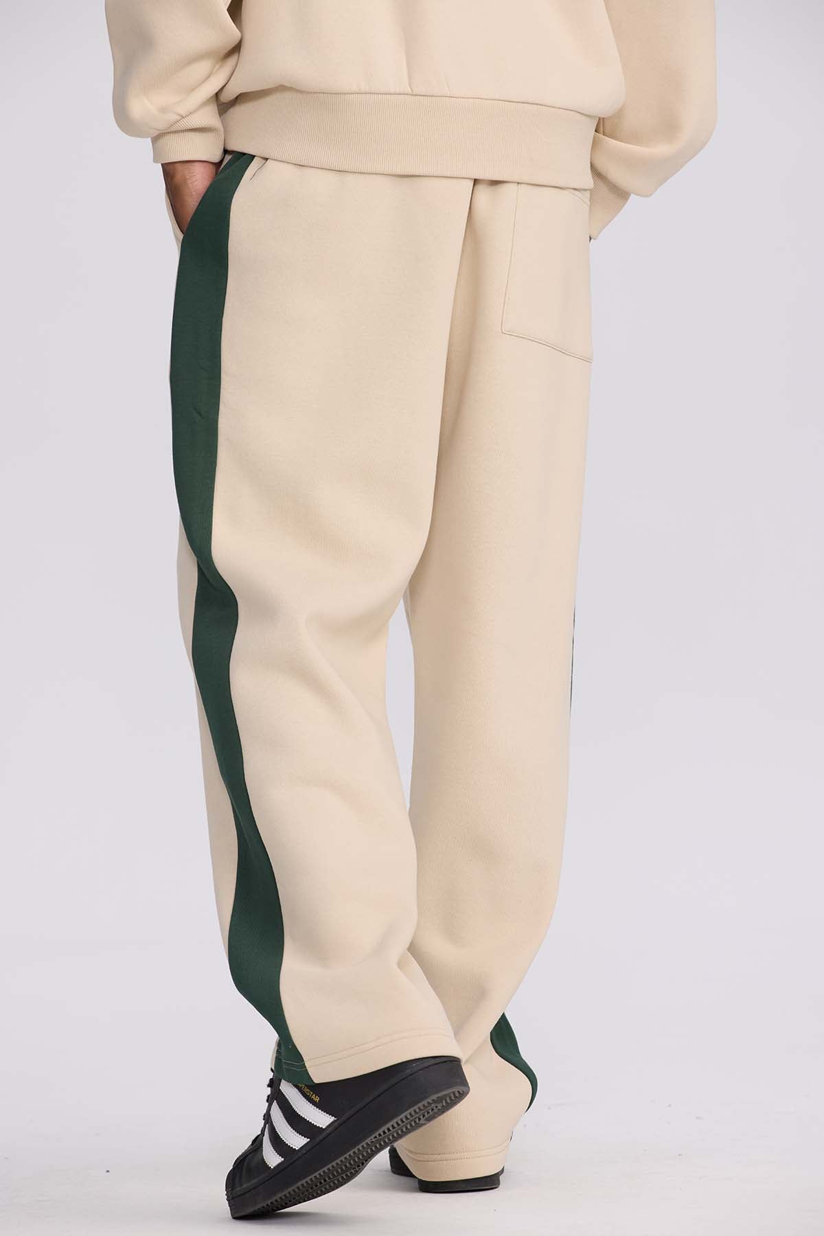 Pantalón Buzo Hombre Calce Recto Beige