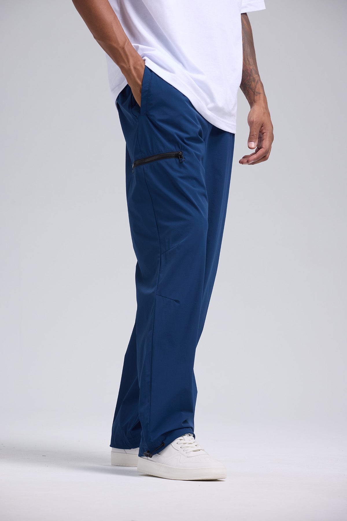 Pantalón Buzo Hombre Aplicación Azul