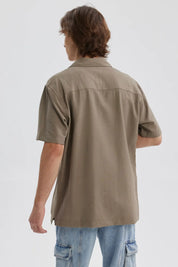 Camisa Hombre Lisa Bolsillo Café