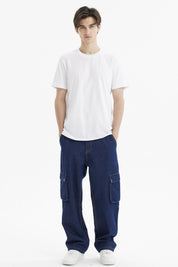 Polera hombre blanca long fit básica sin estampa lisa ideal para un look casual relajado y versátil