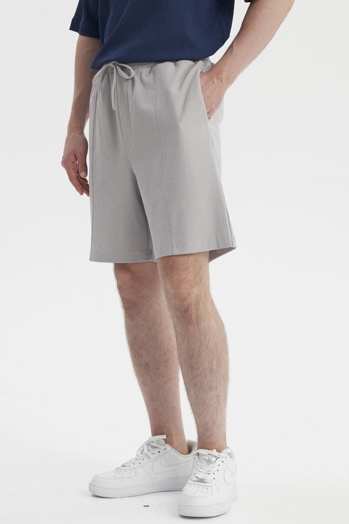 Bermuda Hombre Lisa Pretina Elasticada Gris