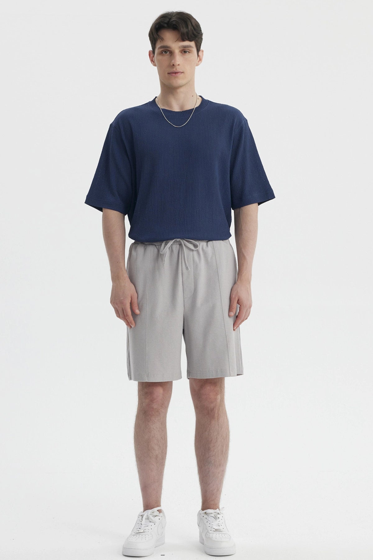 Bermuda Hombre Lisa Pretina Elasticada Gris