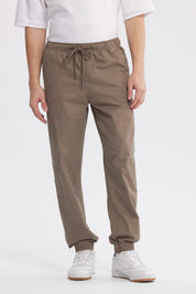 Pantalón jogger hombre kaki con cintura elástica y ajuste de cordón diseño liso ideal para un look casual y relajado
