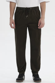 Pantalón Hombre Jogger Twill Café Oscuro