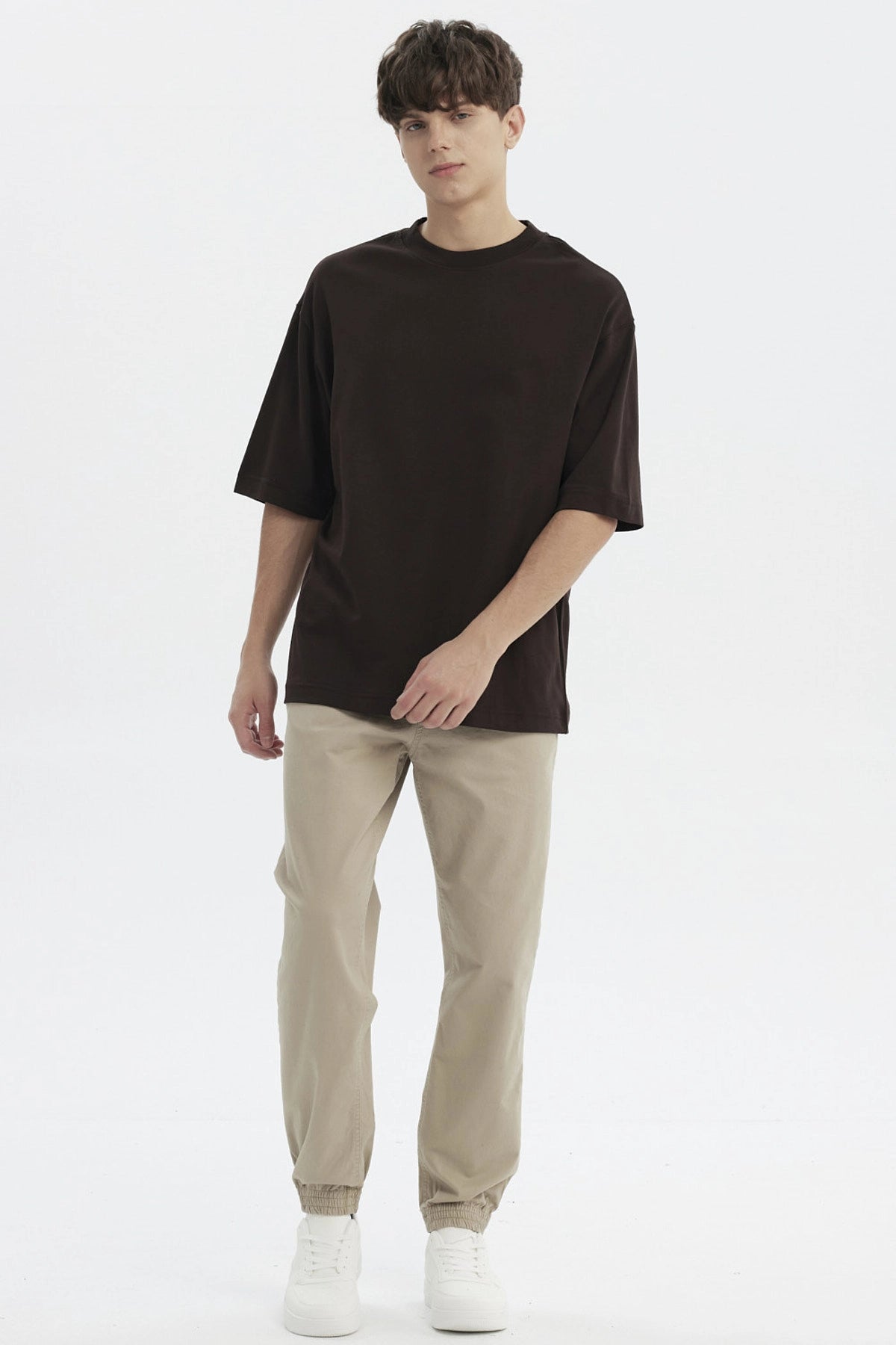 Polera Hombre Overside Fit Chocolate