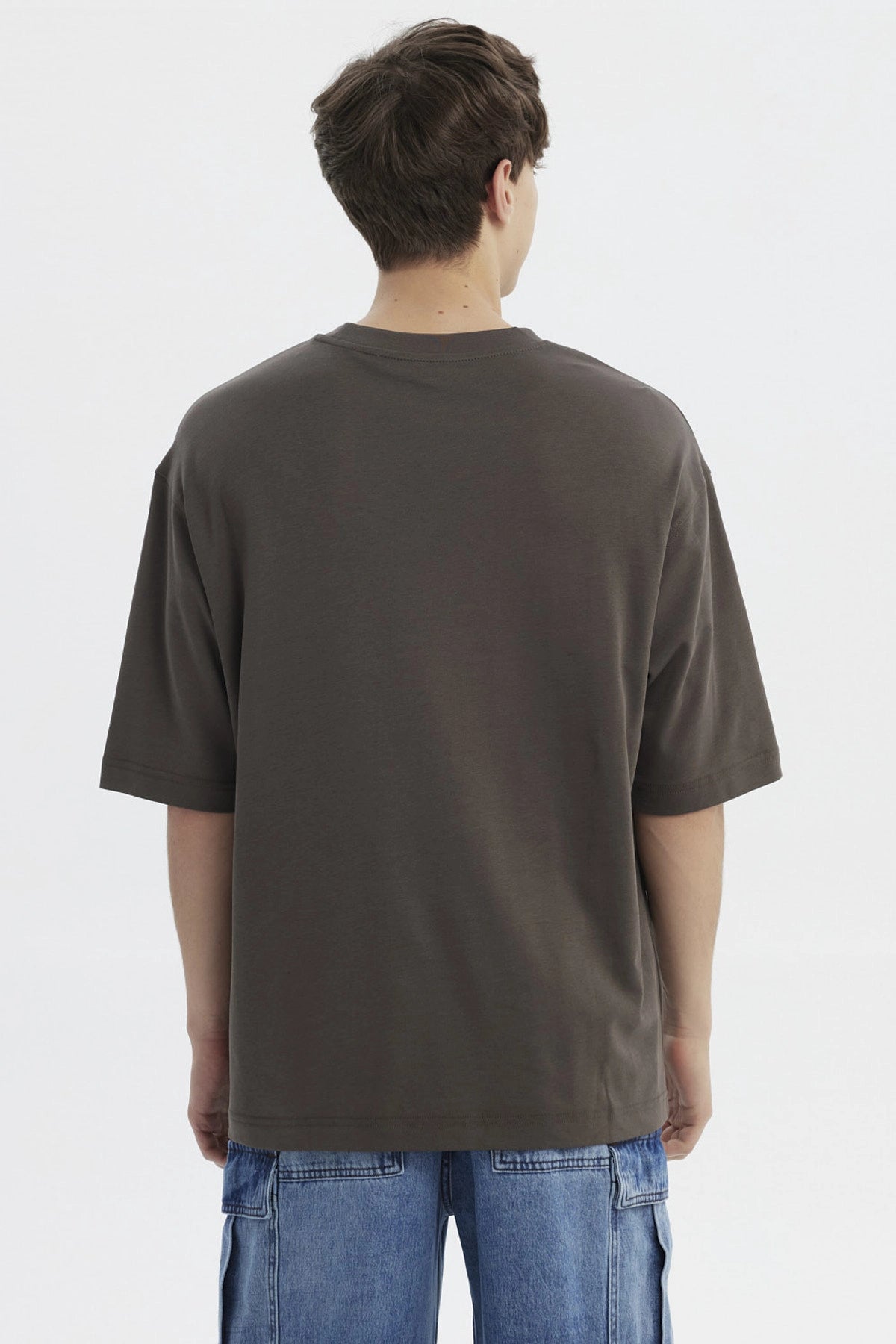 Polera Hombre Overside Fit Acero