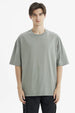 Polera oversize verde claro para hombre lisa de manga corta con ajuste relajado ideal para un look casual y cómodo