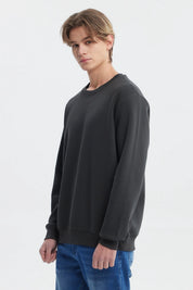 Polerón hombre color marengo liso diseño básico ajuste relajado sin estampado ideal para estilo casual diario
